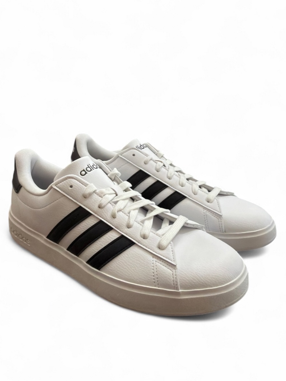 adidas Grand Court 2.0 Classic White/Black Size US Men’s 10/ Women’s 11 (NWT)